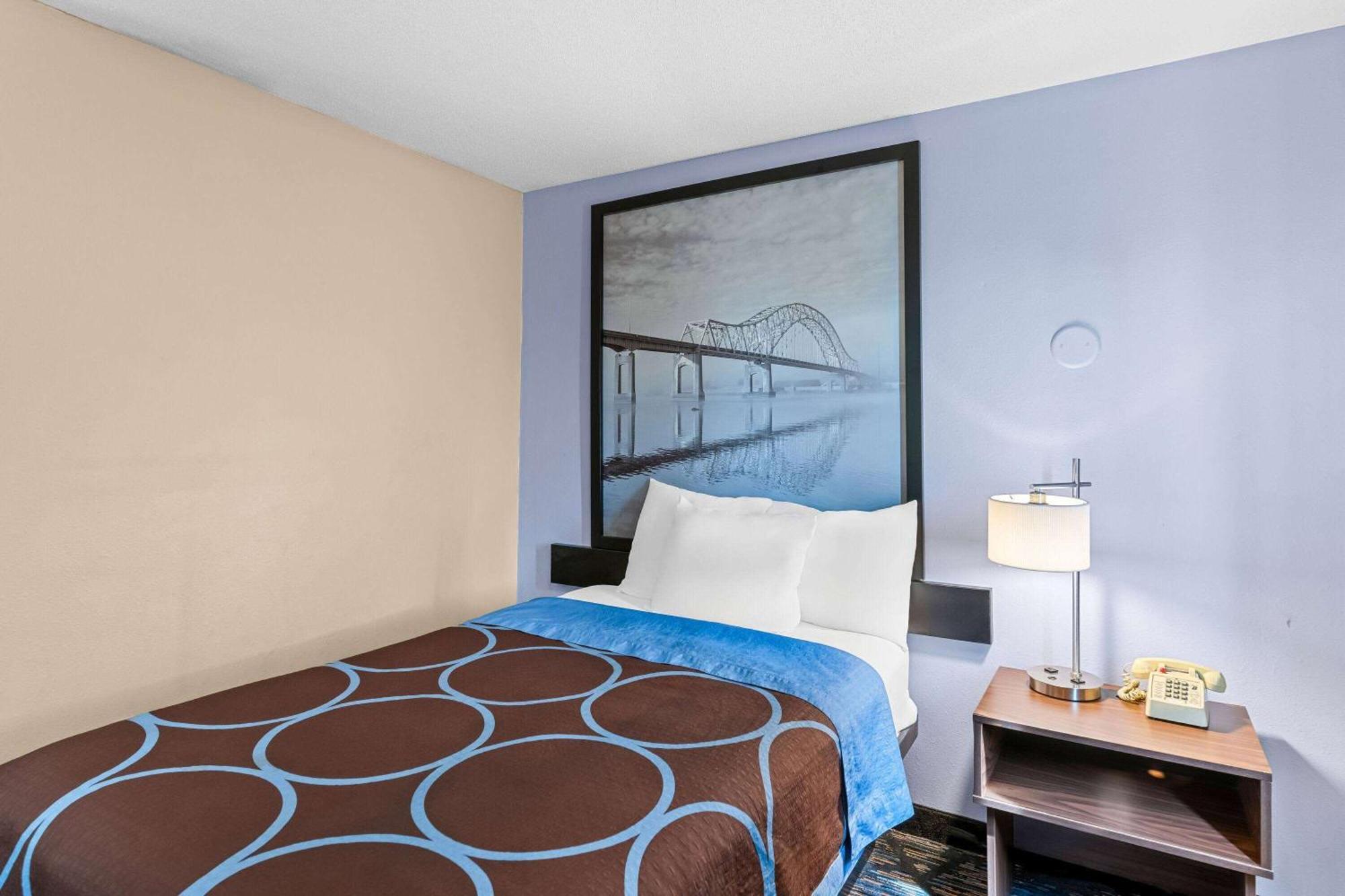 Super 8 By Wyndham Council Bluffs Ia Omaha Ne Area Motel Екстериор снимка